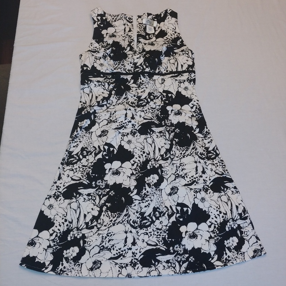 Black and white dress